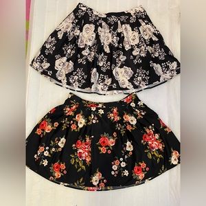 Like new Bundle of 2 forever 21 floral Skirts